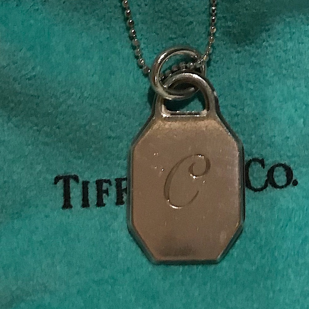 Authentic TIFFANY chain and unique style initial “C” pendant 😍💄❤️ very loved!